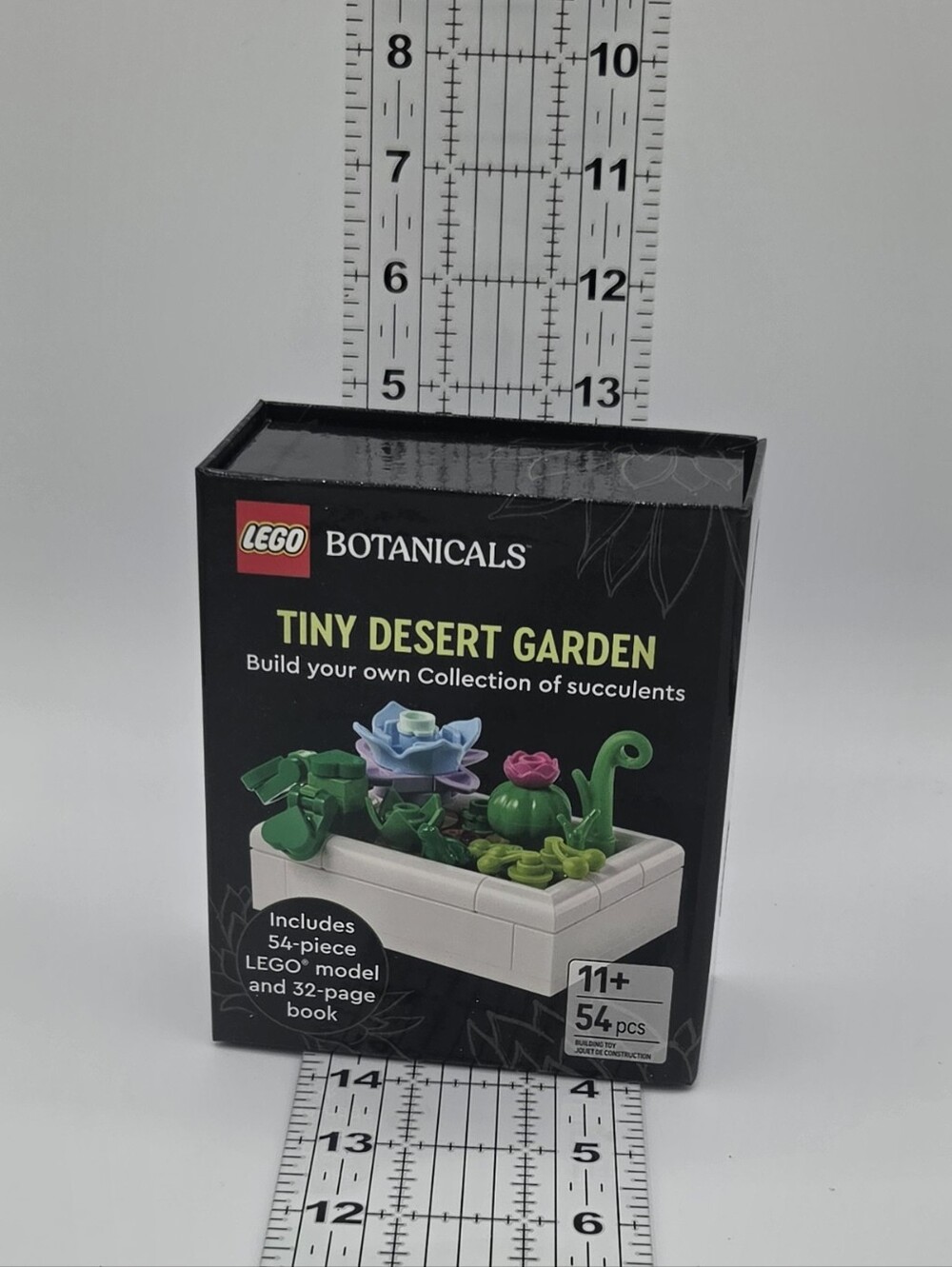 LEGO Botanicals Tiny Desert Garden Set 10329 54pcs Sealed Boxed 11+